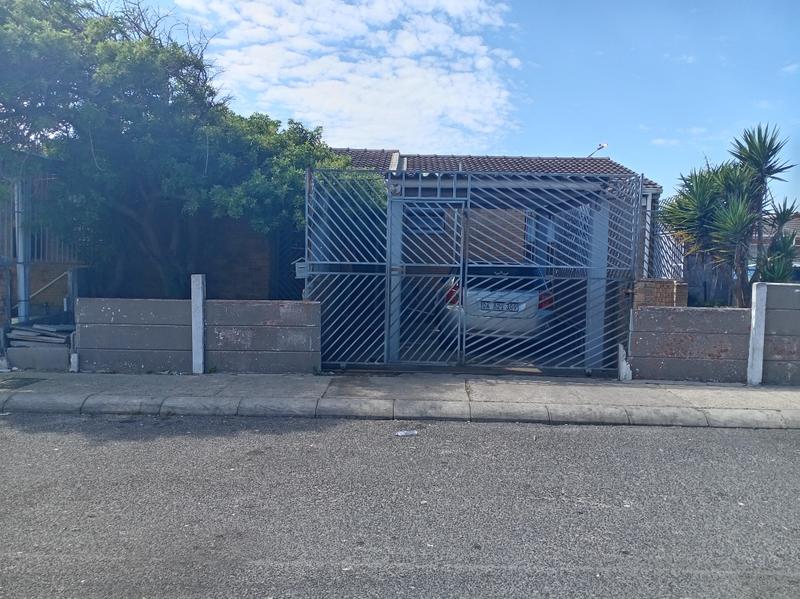 3 Bedroom Property for Sale in Westridge Western Cape